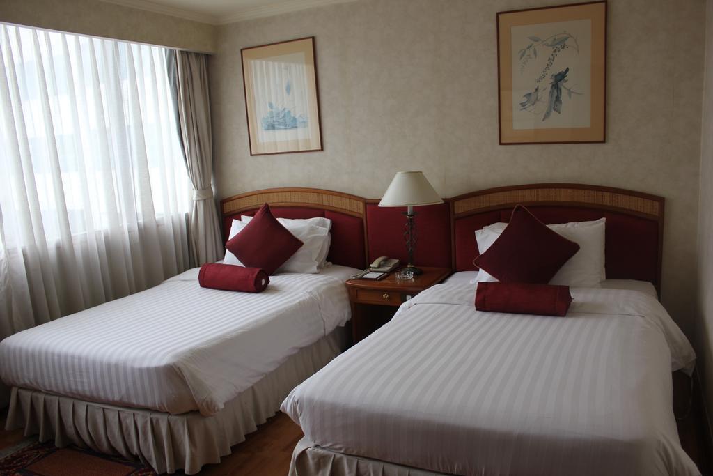 Rembrandt Suites Bangkok Bagian luar foto