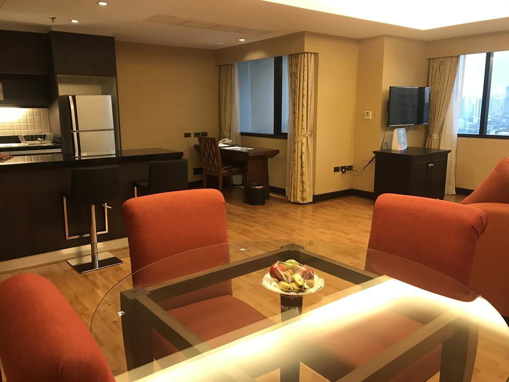 Rembrandt Suites Bangkok Bagian luar foto