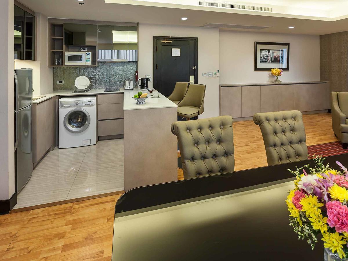 Rembrandt Suites Bangkok Bagian luar foto