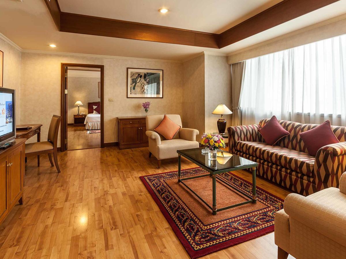 Rembrandt Suites Bangkok Bagian luar foto