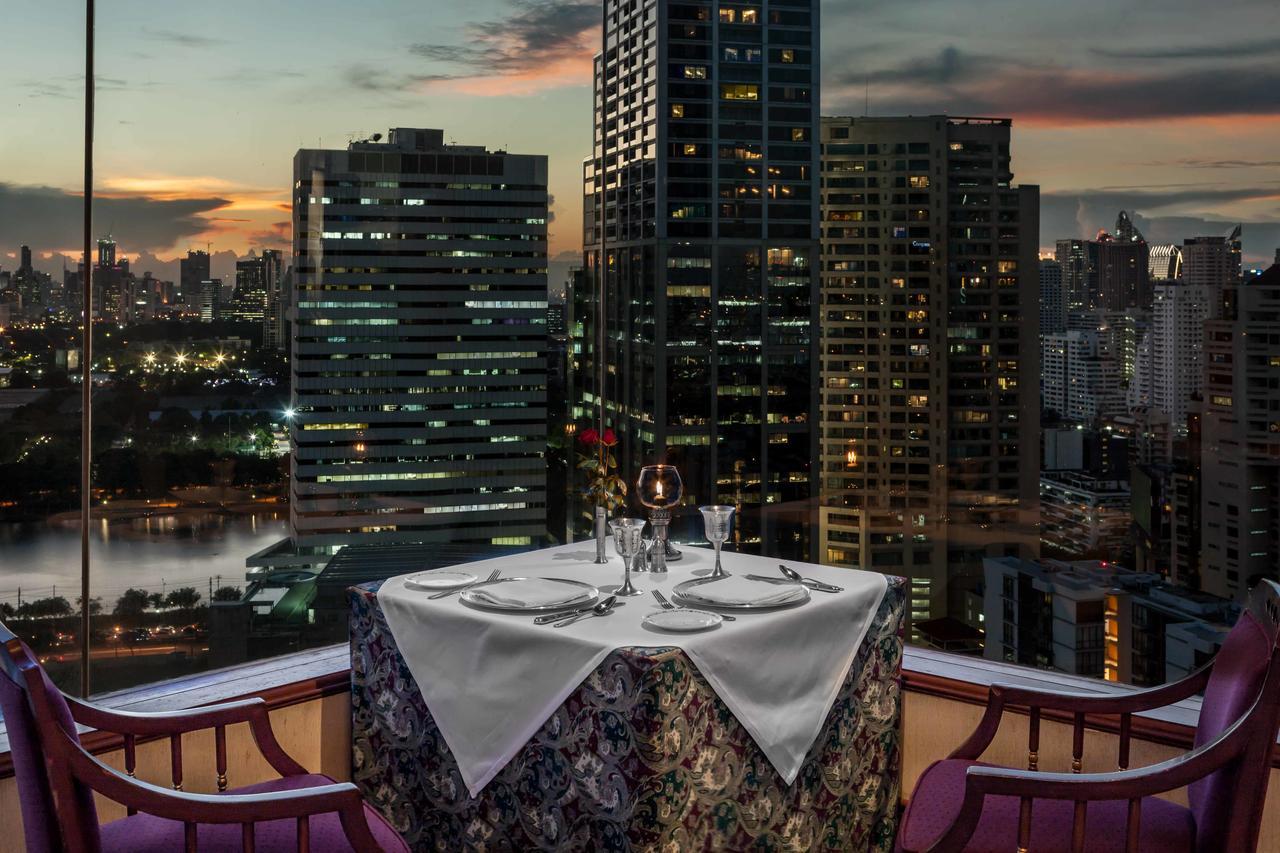 Rembrandt Suites Bangkok Bagian luar foto
